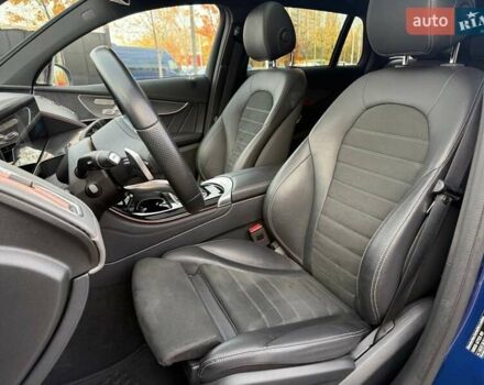 Синий Мерседес EQC, объемом двигателя 0 л и пробегом 40 тыс. км за 37990 $, фото 10 на Automoto.ua