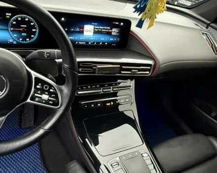 Синій Мерседес EQC, об'ємом двигуна 0 л та пробігом 73 тис. км за 32500 $, фото 7 на Automoto.ua