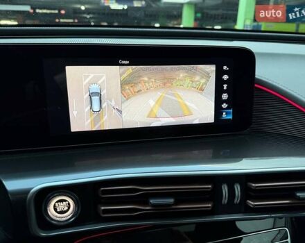 Синий Мерседес EQC, объемом двигателя 0 л и пробегом 38 тыс. км за 38490 $, фото 26 на Automoto.ua