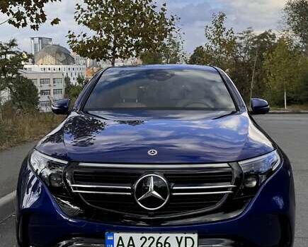 Синий Мерседес EQC, объемом двигателя 0 л и пробегом 24 тыс. км за 43000 $, фото 2 на Automoto.ua