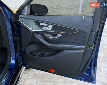 Синий Мерседес EQC, объемом двигателя 0 л и пробегом 119 тыс. км за 34900 $, фото 46 на Automoto.ua