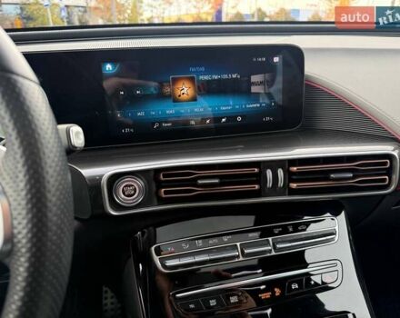 Синий Мерседес EQC, объемом двигателя 0 л и пробегом 40 тыс. км за 37990 $, фото 24 на Automoto.ua