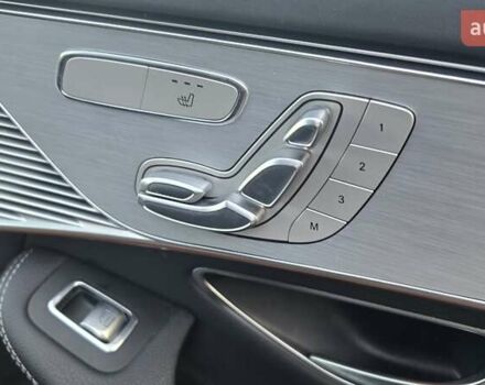 Зеленый Мерседес EQC, объемом двигателя 0 л и пробегом 100 тыс. км за 29850 $, фото 4 на Automoto.ua