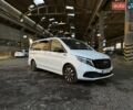 Белый Мерседес EQV, объемом двигателя 0 л и пробегом 173 тыс. км за 35900 $, фото 1 на Automoto.ua