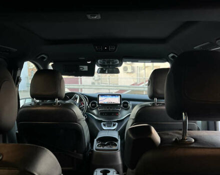 Белый Мерседес EQV, объемом двигателя 0 л и пробегом 124 тыс. км за 39999 $, фото 58 на Automoto.ua
