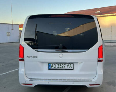 Белый Мерседес EQV, объемом двигателя 0 л и пробегом 124 тыс. км за 39999 $, фото 20 на Automoto.ua