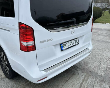 Белый Мерседес EQV, объемом двигателя 0 л и пробегом 70 тыс. км за 37900 $, фото 8 на Automoto.ua