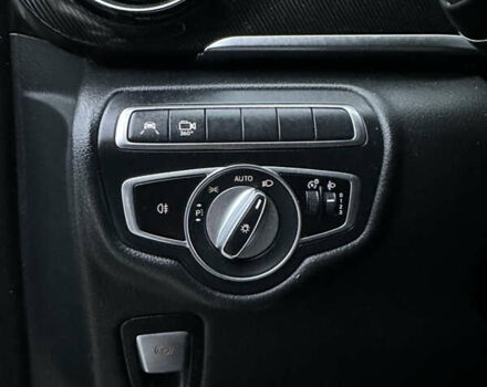 Белый Мерседес EQV, объемом двигателя 0 л и пробегом 70 тыс. км за 37900 $, фото 26 на Automoto.ua