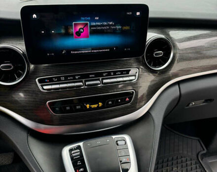 Белый Мерседес EQV, объемом двигателя 0 л и пробегом 165 тыс. км за 37900 $, фото 6 на Automoto.ua