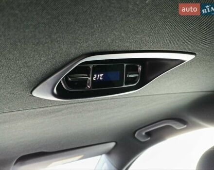 Бежевый Мерседес EQV, объемом двигателя 0 л и пробегом 2 тыс. км за 68000 $, фото 30 на Automoto.ua