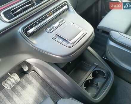 Бежевый Мерседес EQV, объемом двигателя 0 л и пробегом 2 тыс. км за 68000 $, фото 32 на Automoto.ua