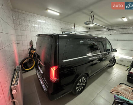 Черный Мерседес EQV, объемом двигателя 0 л и пробегом 62 тыс. км за 48500 $, фото 30 на Automoto.ua