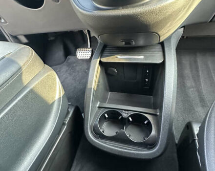 Черный Мерседес EQV, объемом двигателя 0 л и пробегом 62 тыс. км за 48500 $, фото 16 на Automoto.ua