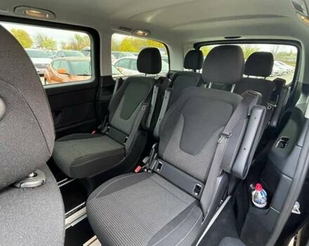 Черный Мерседес EQV, объемом двигателя 0 л и пробегом 52 тыс. км за 37000 $, фото 6 на Automoto.ua