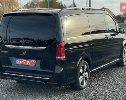 Черный Мерседес EQV, объемом двигателя 0 л и пробегом 65 тыс. км за 45500 $, фото 6 на Automoto.ua