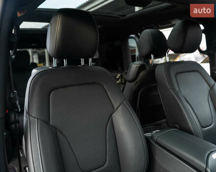 Черный Мерседес EQV, объемом двигателя 0 л и пробегом 12 тыс. км за 94500 $, фото 36 на Automoto.ua