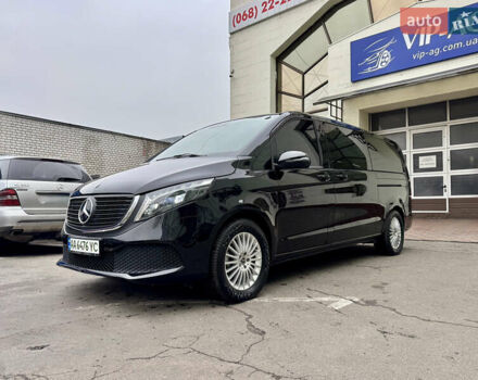 Чорний Мерседес EQV, об'ємом двигуна 0 л та пробігом 28 тис. км за 46900 $, фото 3 на Automoto.ua