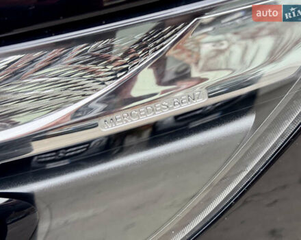 Чорний Мерседес EQV, об'ємом двигуна 0 л та пробігом 28 тис. км за 46900 $, фото 69 на Automoto.ua