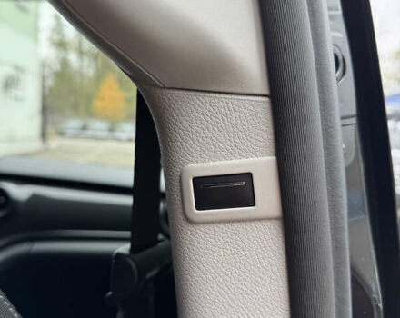 Чорний Мерседес EQV, об'ємом двигуна 0 л та пробігом 28 тис. км за 46900 $, фото 52 на Automoto.ua