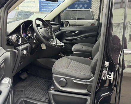 Чорний Мерседес EQV, об'ємом двигуна 0 л та пробігом 28 тис. км за 46900 $, фото 15 на Automoto.ua