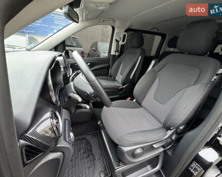 Чорний Мерседес EQV, об'ємом двигуна 0 л та пробігом 28 тис. км за 46900 $, фото 14 на Automoto.ua