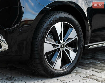 Черный Мерседес EQV, объемом двигателя 0 л и пробегом 12 тыс. км за 94500 $, фото 19 на Automoto.ua