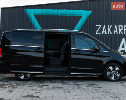 Черный Мерседес EQV, объемом двигателя 0 л и пробегом 12 тыс. км за 94500 $, фото 16 на Automoto.ua