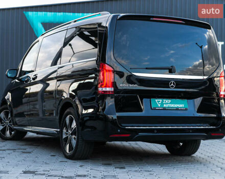 Черный Мерседес EQV, объемом двигателя 0 л и пробегом 12 тыс. км за 94500 $, фото 5 на Automoto.ua