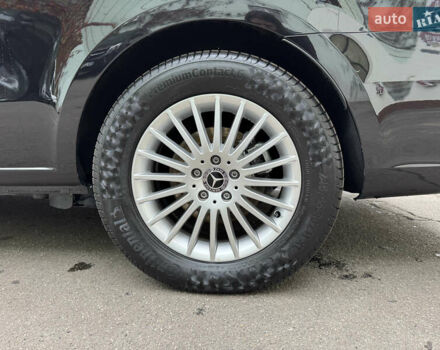 Чорний Мерседес EQV, об'ємом двигуна 0 л та пробігом 28 тис. км за 46900 $, фото 61 на Automoto.ua