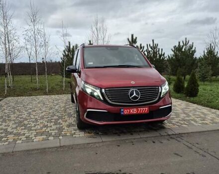 Красный Мерседес EQV, объемом двигателя 0 л и пробегом 27 тыс. км за 42999 $, фото 20 на Automoto.ua