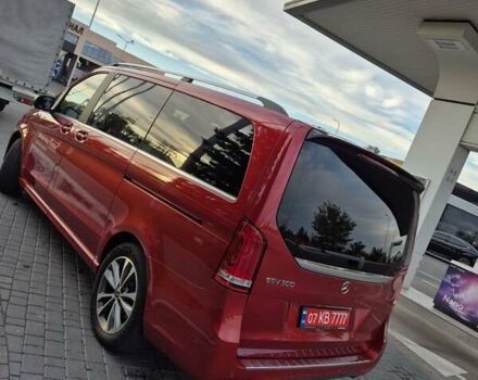 Красный Мерседес EQV, объемом двигателя 0 л и пробегом 26 тыс. км за 43000 $, фото 9 на Automoto.ua