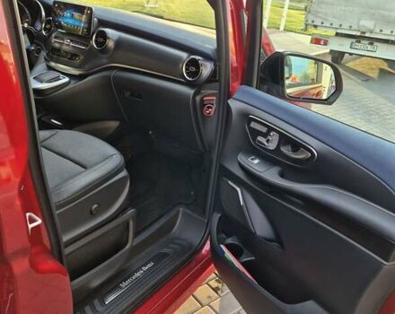 Красный Мерседес EQV, объемом двигателя 0 л и пробегом 26 тыс. км за 43000 $, фото 25 на Automoto.ua