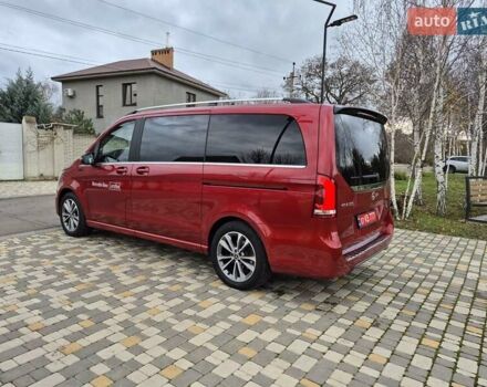 Красный Мерседес EQV, объемом двигателя 0 л и пробегом 27 тыс. км за 42999 $, фото 15 на Automoto.ua