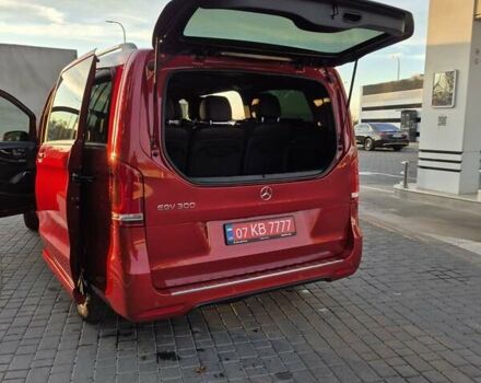 Красный Мерседес EQV, объемом двигателя 0 л и пробегом 26 тыс. км за 43000 $, фото 10 на Automoto.ua