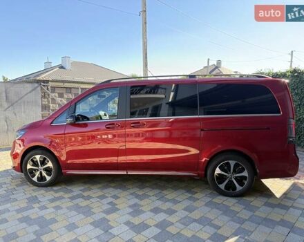 Красный Мерседес EQV, объемом двигателя 0 л и пробегом 3 тыс. км за 70938 $, фото 6 на Automoto.ua