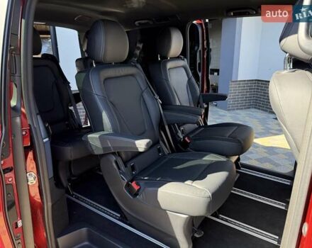 Красный Мерседес EQV, объемом двигателя 0 л и пробегом 3 тыс. км за 70938 $, фото 15 на Automoto.ua