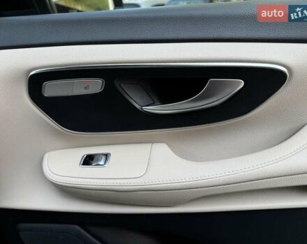 Серый Мерседес EQV, объемом двигателя 0 л и пробегом 107 тыс. км за 39900 $, фото 28 на Automoto.ua