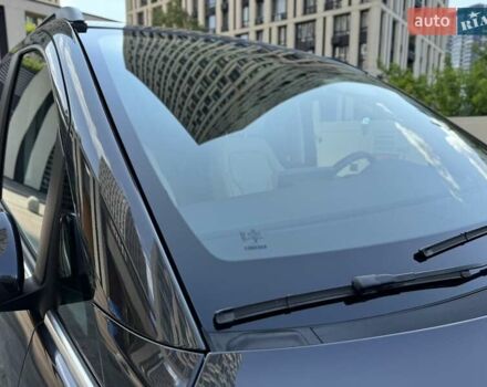 Серый Мерседес EQV, объемом двигателя 0 л и пробегом 107 тыс. км за 39900 $, фото 17 на Automoto.ua