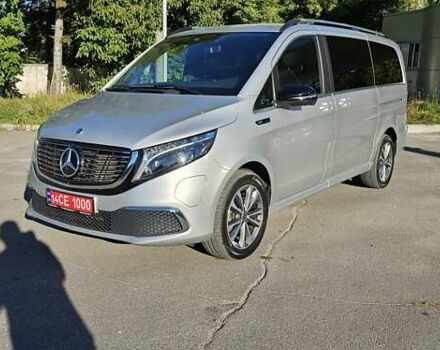 Серый Мерседес EQV, объемом двигателя 0 л и пробегом 91 тыс. км за 44999 $, фото 25 на Automoto.ua