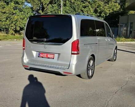 Серый Мерседес EQV, объемом двигателя 0 л и пробегом 91 тыс. км за 44999 $, фото 47 на Automoto.ua