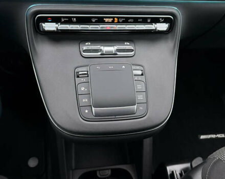 Серый Мерседес EQV, объемом двигателя 0 л и пробегом 17 тыс. км за 63900 $, фото 20 на Automoto.ua