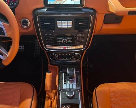 Білий Мерседес Г-Клас, об'ємом двигуна 4 л та пробігом 143 тис. км за 84999 $, фото 15 на Automoto.ua