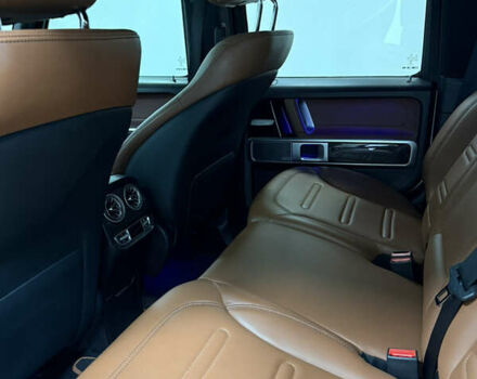 Белый Мерседес Г-Класс, объемом двигателя 4 л и пробегом 135 тыс. км за 125000 $, фото 18 на Automoto.ua