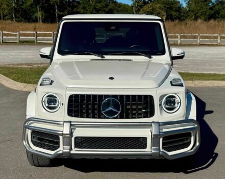 Белый Мерседес Г-Класс, объемом двигателя 4 л и пробегом 32 тыс. км за 76500 $, фото 1 на Automoto.ua