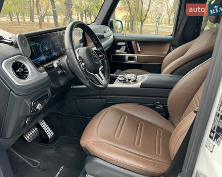 Белый Мерседес Г-Класс, объемом двигателя 2.93 л и пробегом 34 тыс. км за 160000 $, фото 3 на Automoto.ua