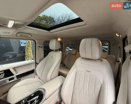Белый Мерседес Г-Класс, объемом двигателя 4 л и пробегом 38 тыс. км за 210000 $, фото 40 на Automoto.ua