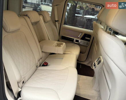 Белый Мерседес Г-Класс, объемом двигателя 4 л и пробегом 38 тыс. км за 210000 $, фото 46 на Automoto.ua