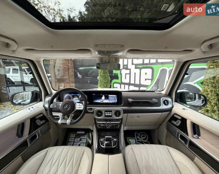 Белый Мерседес Г-Класс, объемом двигателя 4 л и пробегом 38 тыс. км за 210000 $, фото 16 на Automoto.ua