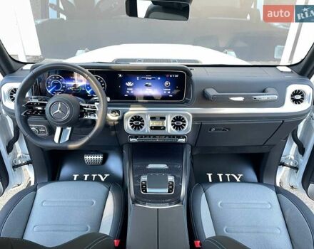 Белый Мерседес Г-Класс, объемом двигателя 0 л и пробегом 8 тыс. км за 185900 $, фото 51 на Automoto.ua