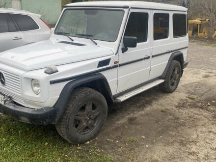 Білий Мерседес Г-Клас, об'ємом двигуна 2.7 л та пробігом 218 тис. км за 17000 $, фото 1 на Automoto.ua